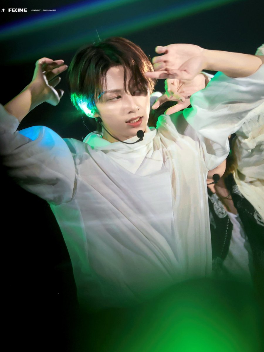 251127 NEW_ in 나고야 D1

💚

#준 #준휘 #JUN #문준휘 #文俊辉 #ジュン #세븐틴 #SEVENTEEN