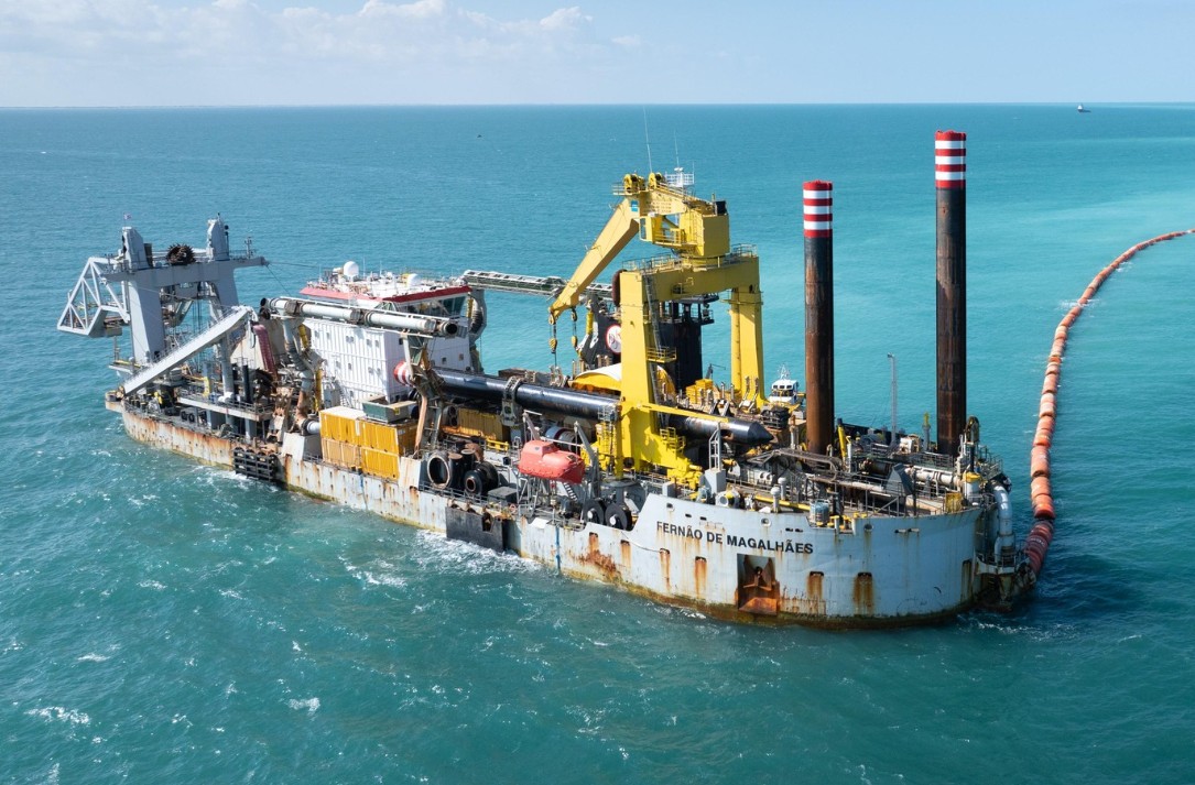EXCLUSIVE: Jan De Nul’s giant CSD Fernando de Magallanes busy at Port of #Progreso

dredgingtoday.com/2025/11/27/exc…