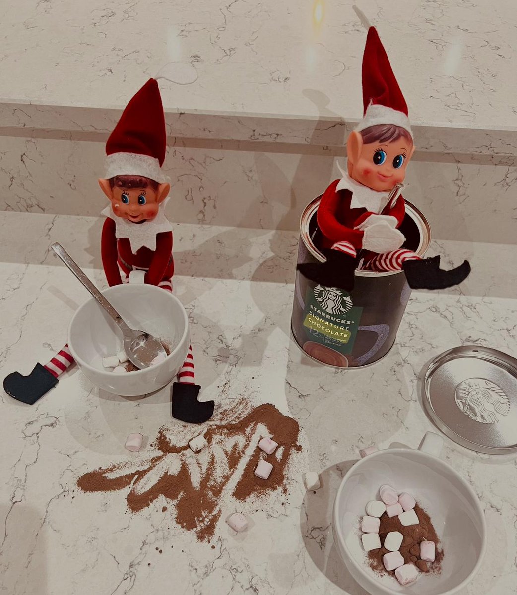 huddledgroup's tweet photo. It’s The Budget, so today is all about the numbers.

💷 So, how can we help you stretch your household budget?

Give your naughty little elves plenty of chocolaty treats this Christmas by #ShoppingSmart at @DiscountDragon_ 

🐉 https://t.co/NBBTjnFeHl

#HuddledGroup https://t.co/sy21296GFO