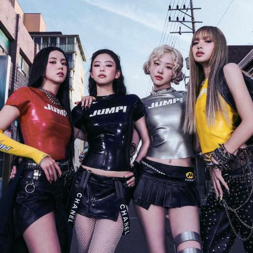 AboutMusicYT's tweet photo. BLACKPINK's Jisoo is currently preparing for both her solo album, and her group's album which is scheduled to be released in early 2026. https://t.co/us4eFwlzwO