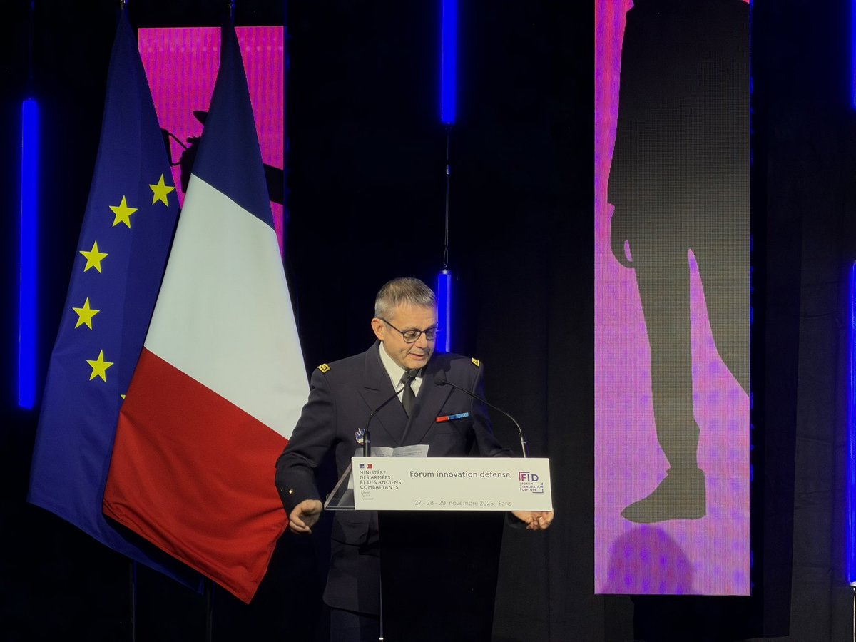 Agence_ID's tweet image. 🚀 Ouverture officielle du Forum Innovation Défense 2025

Top départ pour trois jours de découverte au #FID25, le rendez-vous majeur dédié aux technologies émergentes, aux nouveaux usages et aux partenariats qui façonnent la défense de demain.

Cet événement rassemble l’ensemble…