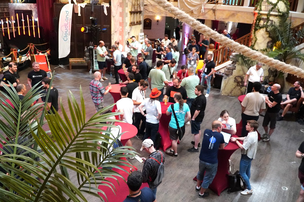 Cloudlandorg's tweet image. Erlebe die #CloudNative Community im Heide Park Soltau!

Der #CallforPapers schließt morgen! Reiche deinen Abstract ein und werde Teil des Line-ups des Festivals 🎢 

Main Speaker bekommen kostenfreien Zugang zur #CloudLand2026! ☁️

Jetzt einreichen ➡️ scomp.ly/5gWxwdb