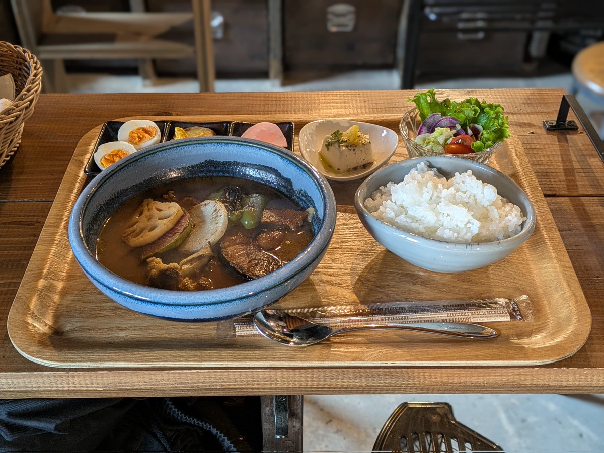 norizohpsuke's tweet image. ２週連チャンでTWOSTAR⭐⭐
寒くても外せないシェイクと絶品スープカレー😋
#TWOSTAR
#Z400FX
#LIMIT