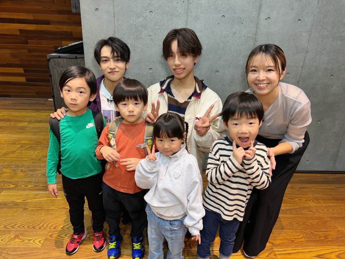 THETIME_TBS's tweet image. 🐣🐣🐣

／
明日の #TIMEマーケティング部
予約殺到❗️2026年注目の #習い事✍️
＼

初心者でも安心のダンススタジオや💃
アスリートを育てる⁉️科学トレーニング塾とは👀

”2026年注目の習い事”を
#STARGLOW の #KANON さん #GOICHI さん が調査🔍

放送はあす7:30頃〜…