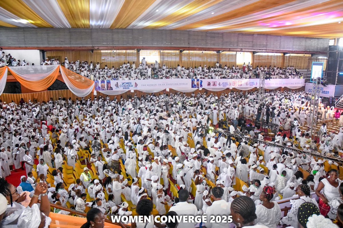 FinebonePrince4's tweet photo. Live photos from the ongoing largest assembly of women in Nigeria!

Port Harcourt comes alive as thousands converge for #WomenConverge2025, filling the  Alfred Diete Spiff, Civic Centre, Moscow Road with unmatched passion and unity, praise, prayer and thanksgiving. https://t.co/N59ZfmZwnL