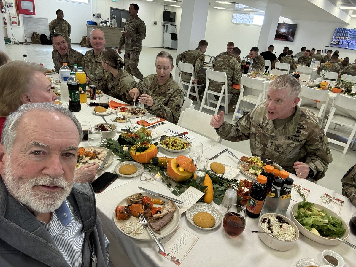 GovMikeHuckabee's tweet image. Today @janethuckabee &amp;amp; I helped serve 150 US service members who are serving in Gaza Peace Plan a Thanksgiving dinner in Southern Israel. They are far from home but they had a true American feast! God bless our troops!