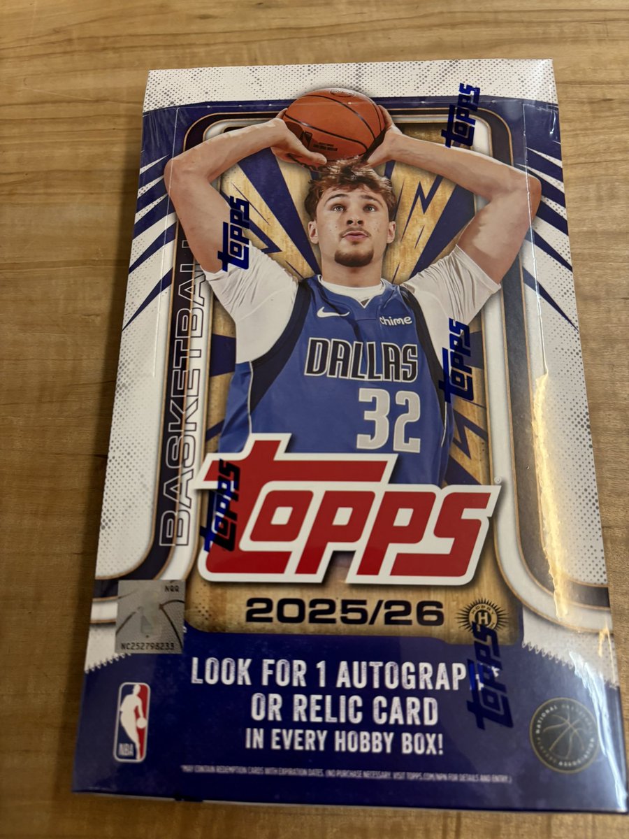 rakopeto's tweet image. ちょっと高めのtopps flagship Hobby BOX。
私に売った事を後悔するかもしれない神引きしたいと思います。