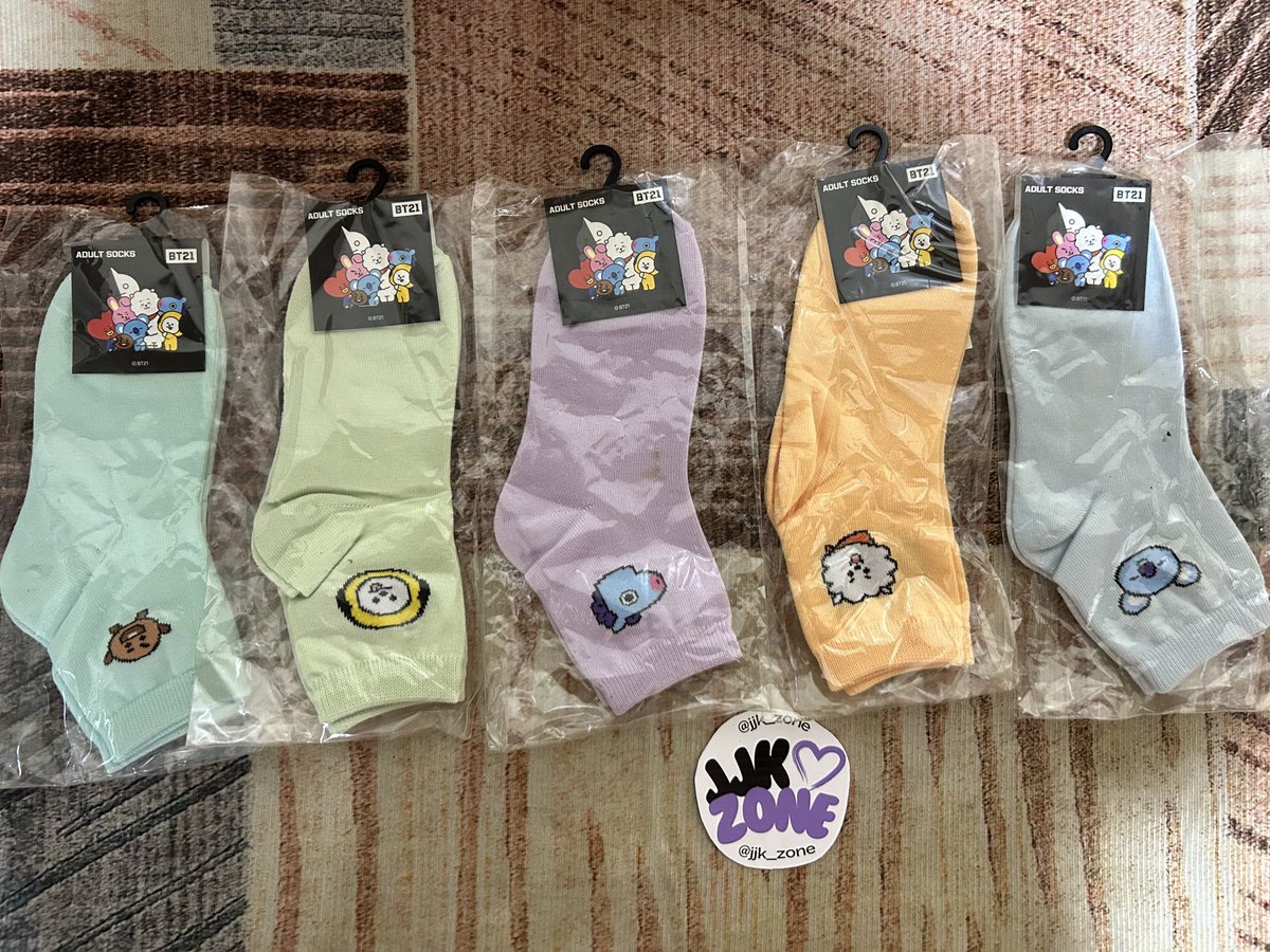 jjk_zone's tweet photo. BT21 RANDOM MERCH - ALL SEALED

P180 each - Minini photocard holder with memopad and card slot: koya; rj; shooky; mang; chimmy; tata; cooky 

P100 each
*  Adult Socks Colored: koya; rj; mang; shooky; chimmy
* Adult Socks White: koya; rj; shooky; tata
* Foot Socks: shooky; chimmy; tata; cooky

💌 Reply or DM to claim

🏷️ wts bts lfb rm jin suga jhope jimin v jungkook namjoon seokjin yoongi hoseok taehyung sale ph