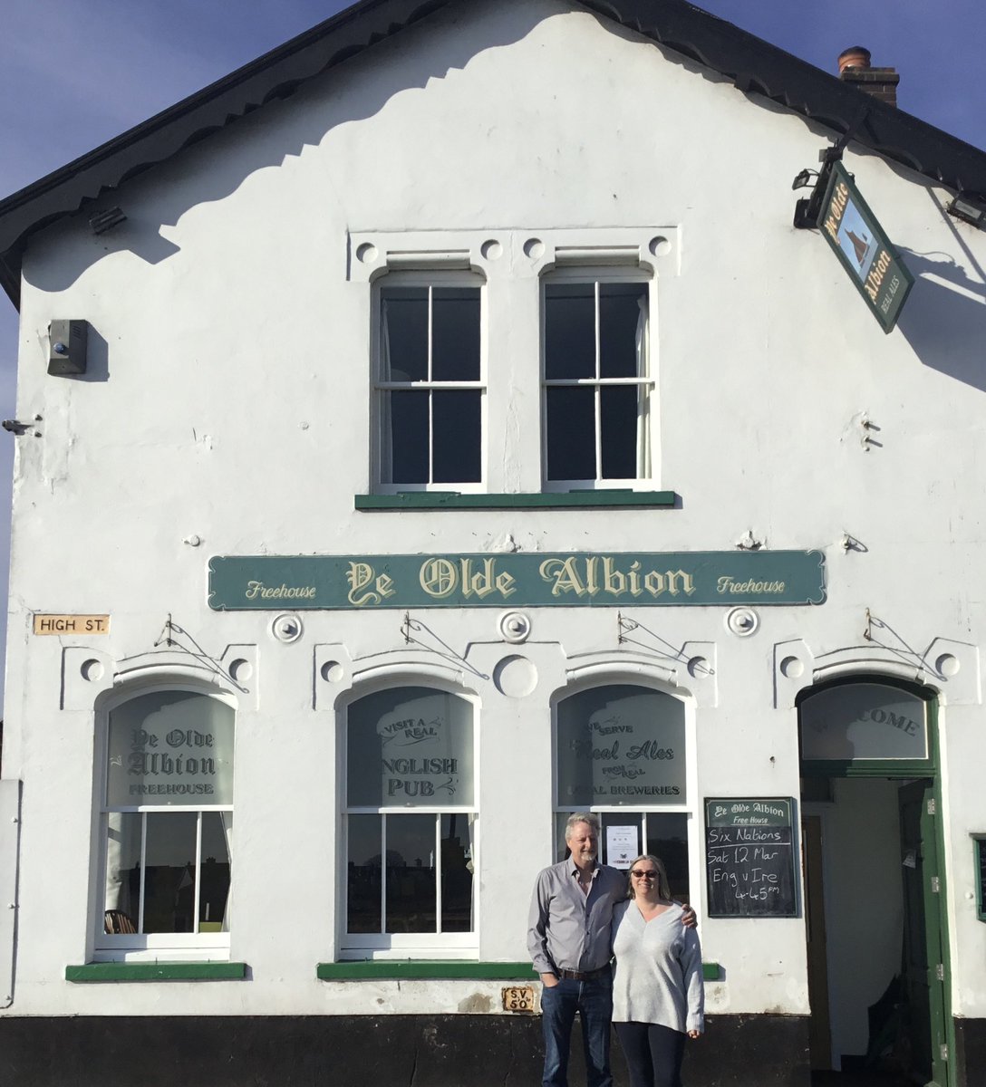 yeoldealbion's tweet image. Pop to the Albion tomorrow night and help us celebrate 22 years of being in the ‘hedge! You never know Simon may ring the bell (if you know, you know!) and there’ll be a special offer on an ale… See you at the bar… #yourlocalpub #Rowhedge #communitypub #22years