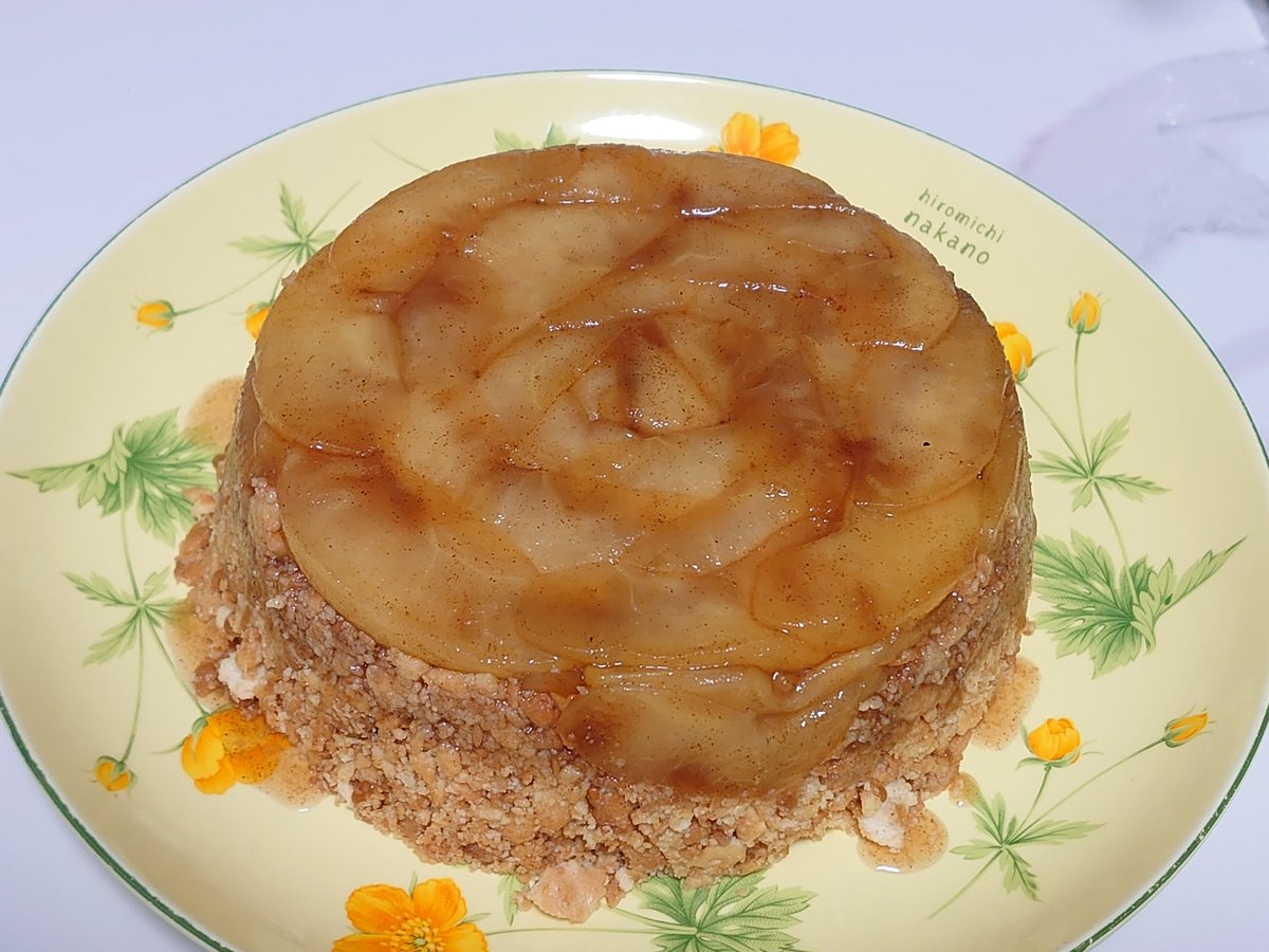 01hmNegip's tweet image. 無理して焼き上げた
タルトタタン🎶