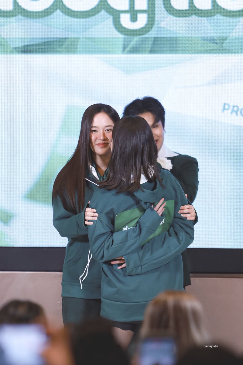 bunnytales1221's tweet image. น่ารักดี :🤍)