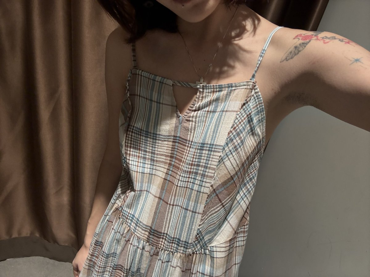 rustInsidee's tweet image. 审美积累之本人四年前购入依然能打的西装外套和nico and购入打折美裙