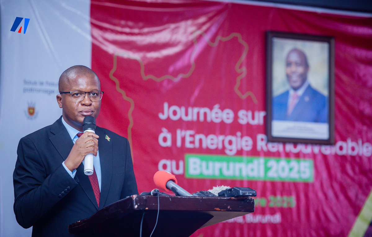 akezanet's tweet image. 🔴#BREAD2025: Pour le Burundi, le COMPACT Energie, ambitionne d'atteindre 70% d'accès à l'énergie et 40% d'accès à la cuisson propre.
=====================
Dans son discours d'ouverture, le Premier Ministre du Burundi, @NtahontuyeN est revenu sur l'objectif global de la journée: