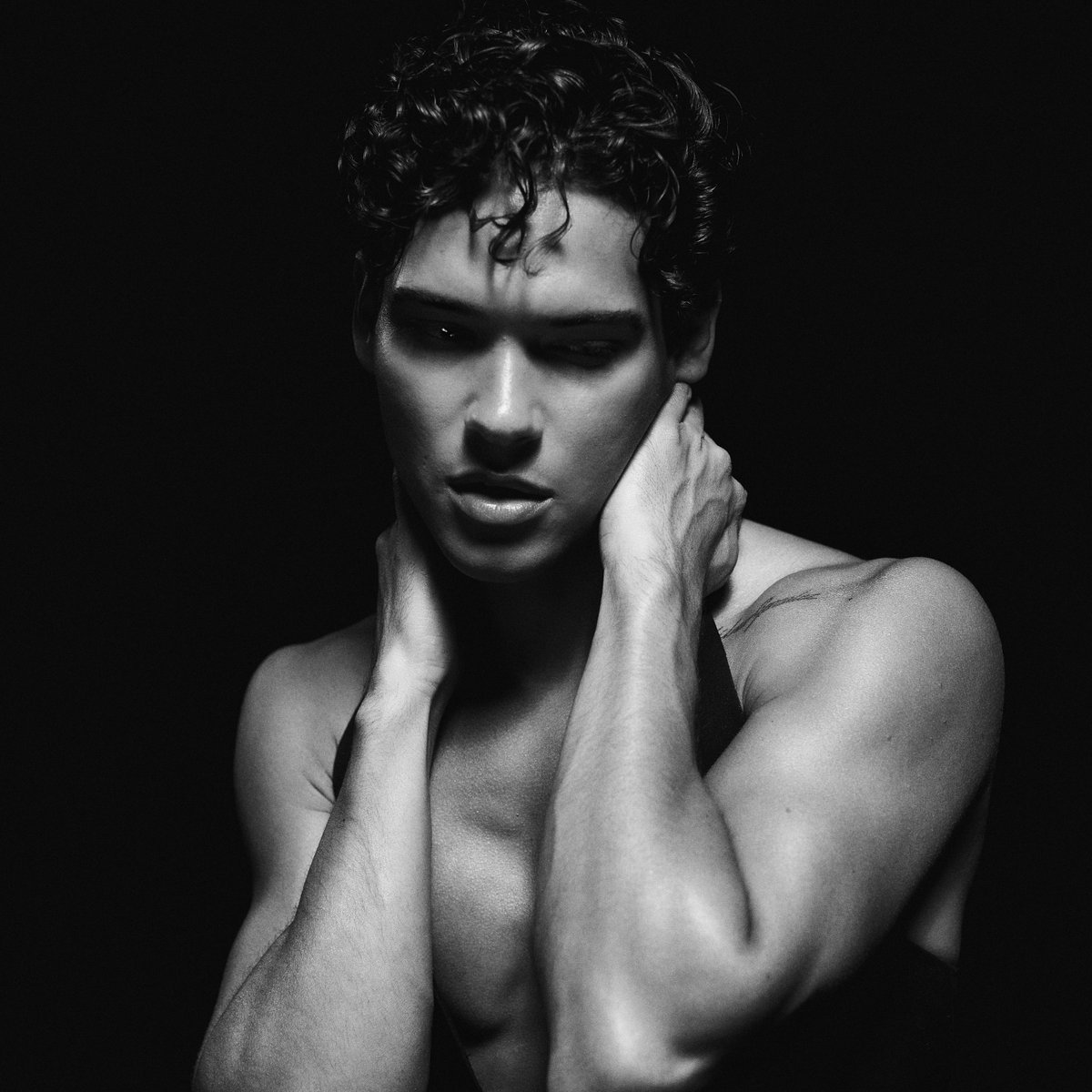 CelebMix's tweet image. Did you know that @AbsntMindMusic, @jadethirlwall and @OmarRudberg are the most nominated acts at the 2025 CelebMix Awards?

Vote for your faves here &amp;gt; celebmix.com/celebmix-award…

#CelebMixAwards #CMAWARDS25