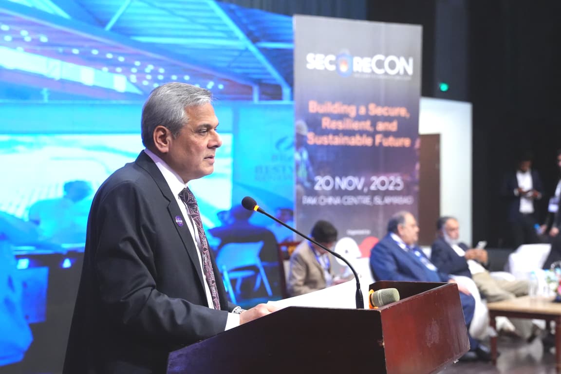 COMSATS_en's tweet image. ED #COMSATS Amb Dr @ZakariaNafees spoke at #SecureCON2025 on Emerging Tech, #Digitalization &amp;amp; Digital Divide, stressed #cybersecurity is now national imperative. He highlighted AI-driven threat detection, gaps in digital infrastructure, &amp;amp; urgent need for digital transformation.