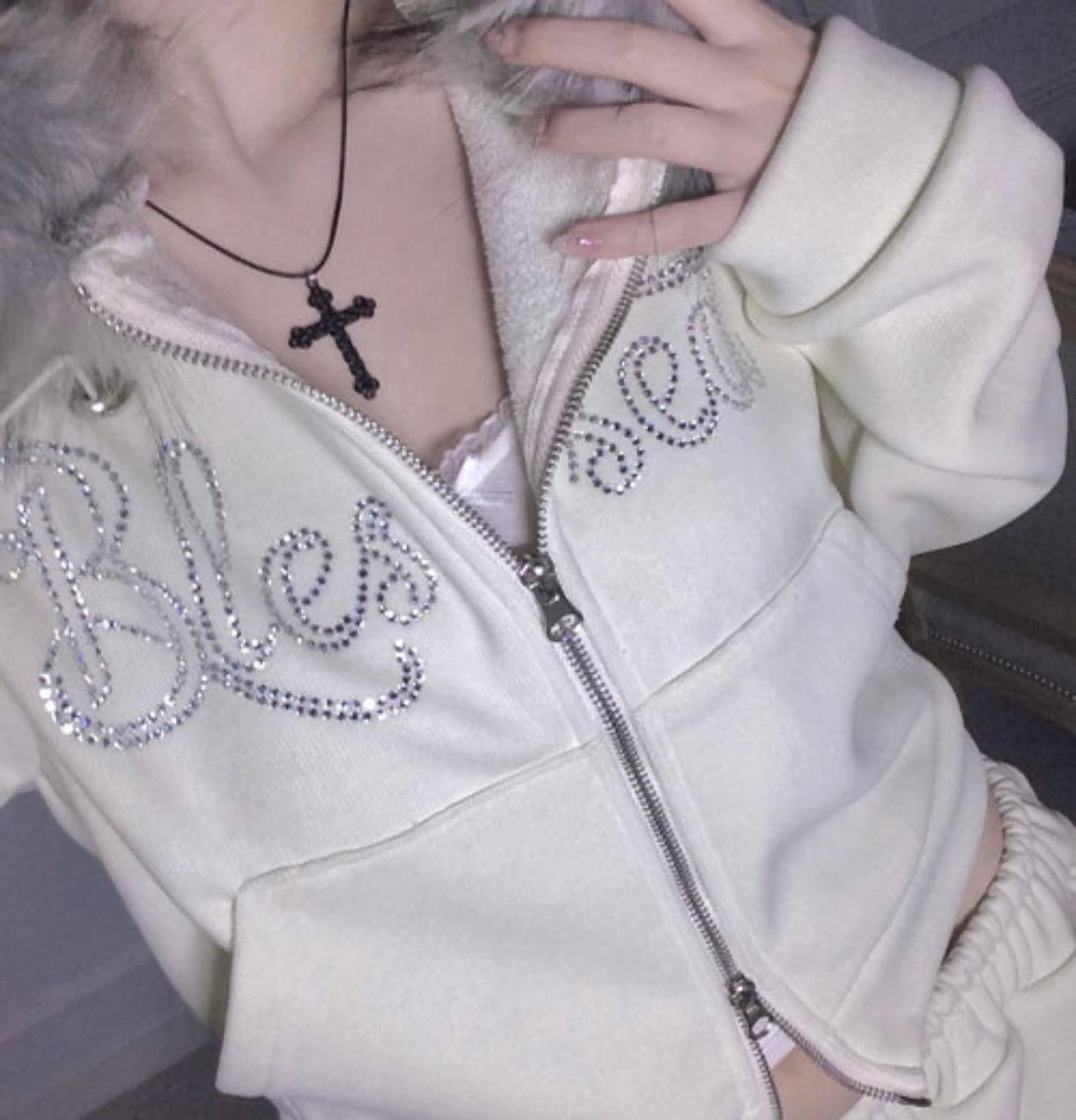 meegoの新作ジャージ、まさにこれすぎる🩶