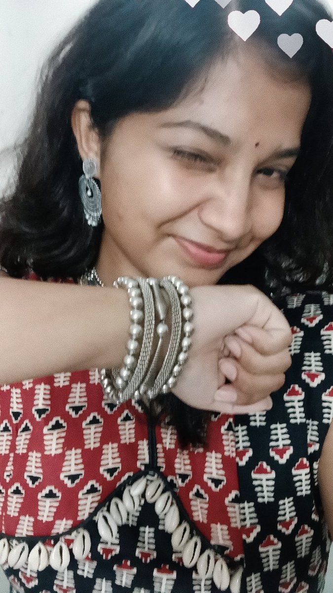 trushachau63997's tweet image. How I love being women 🤣