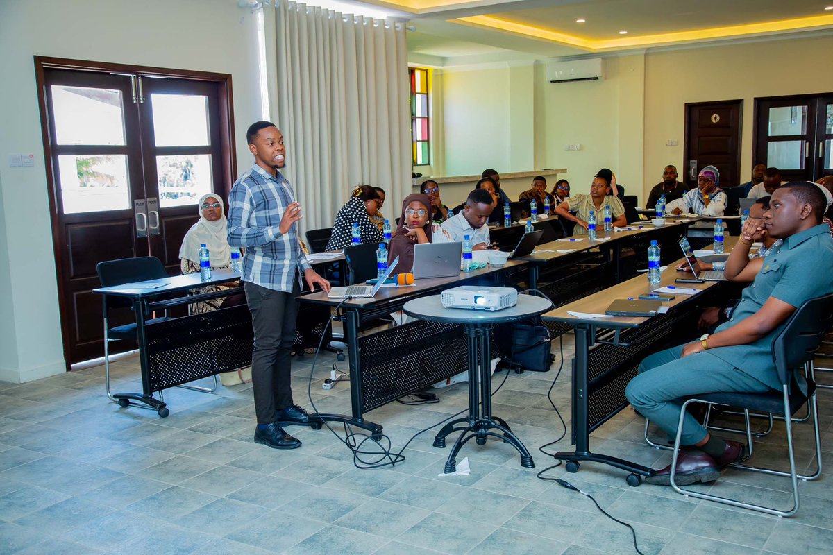 ahda_africa's tweet photo. AHDA joined  CAN Tanzania  workshop on Climate Change, Gender &amp; Health, collaborating with CSOs from Tanzania &amp; Zanzibar to assess needs, map initiatives &amp; strengthen advocacy for climate-resilient, gender-responsive health systems.

#AHDA #CANtz #ClimateAction #GenderAndHealth https://t.co/Xbxipb6PEw