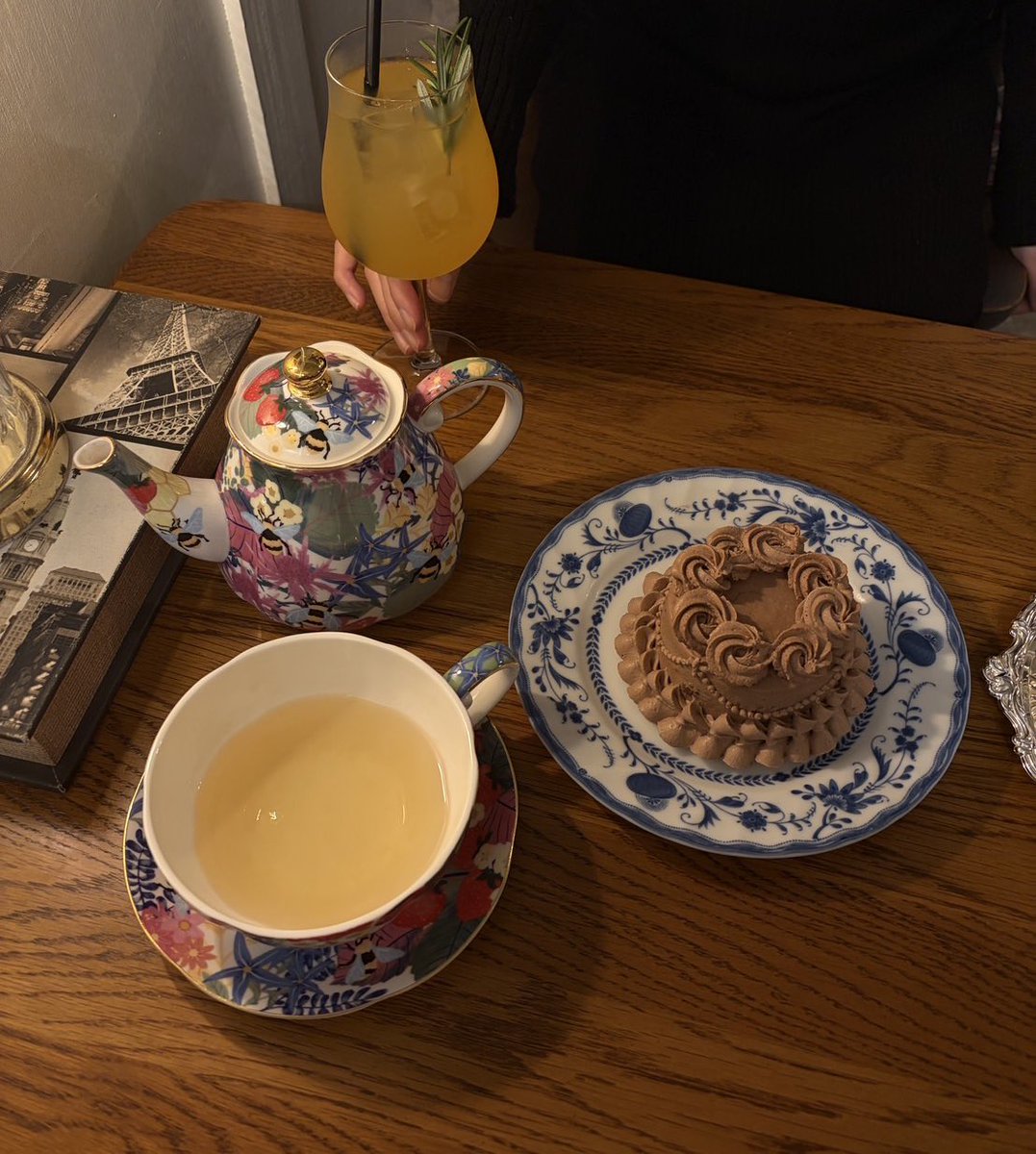 みーたん tweet media