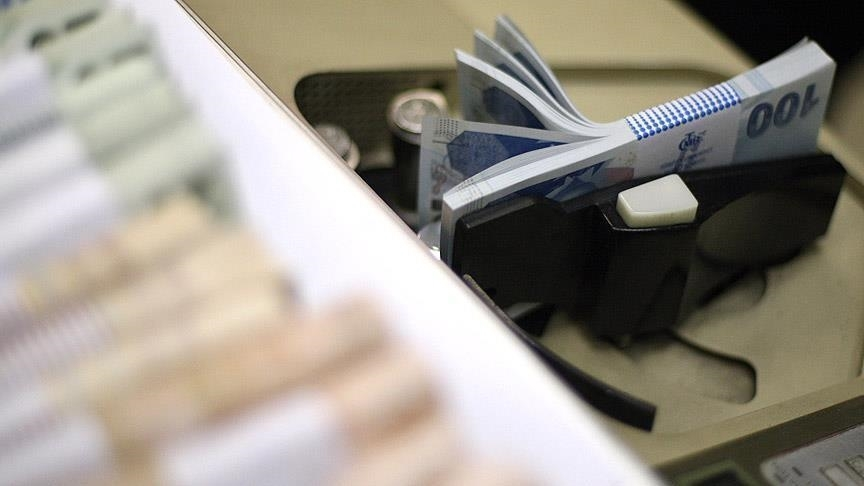 Türkiye ekonomisinin 2025 yılının 3. çeyreğinde yıllık bazda %3,97 büyüyeceği, AA Finans Beklenti Anketi sonuçlarıyla tahmin ediliyor. GSYH verileri ise 1 Aralık Pazartesi günü açıklanacak.