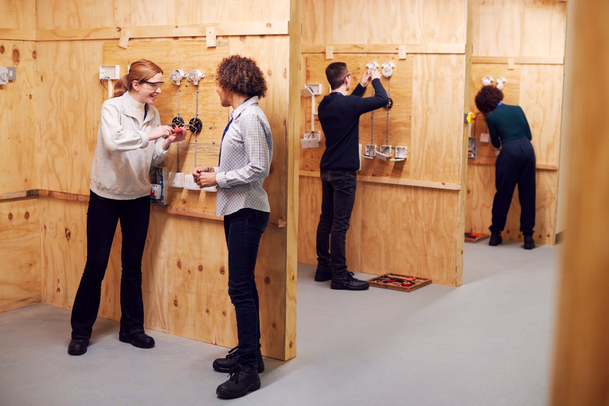 Electrical Times tweet media