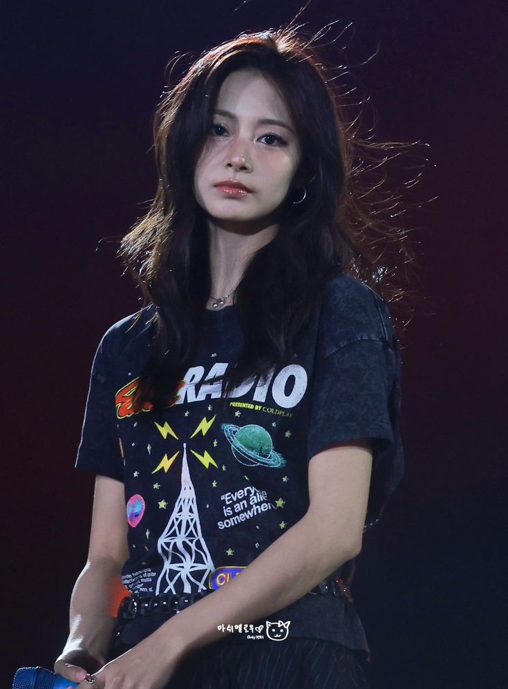 galleryoftzu's tweet image. 