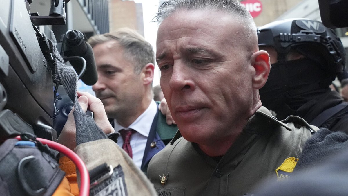 Ancher_News's tweet image. Newly released transcripts reveal tense exchanges between a senior U.S. Border Patrol official and authorities behind Chicago&apos;s immigration crackdown. from Ancher.ai

#BorderPatrol  #Chicago  #Transcripts