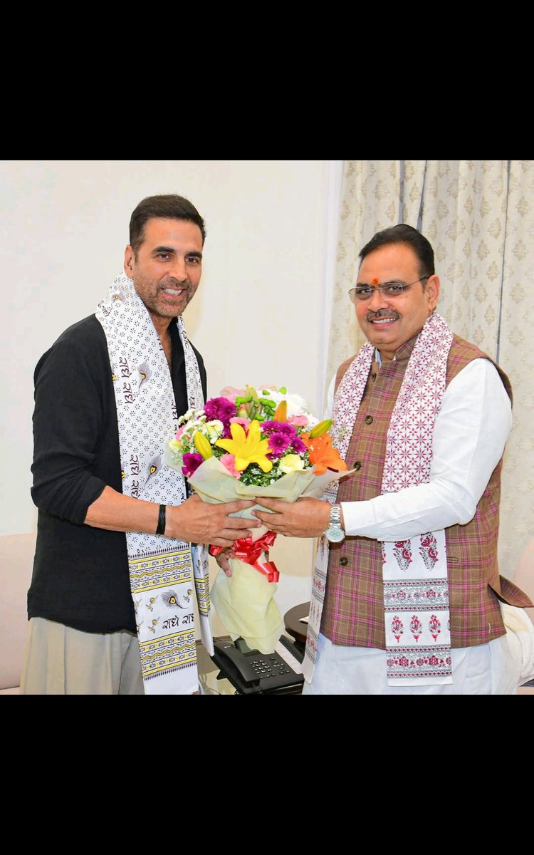 HimanshuGo93553's tweet image. Akki visits Rajasthan Cm Bhajanlal sharma at his residence in jaipur ❤️
Most Handsome actor ever Superstar Akshay Kumar ✨👑
#AkshayKumar𓃵 #akshaykumar