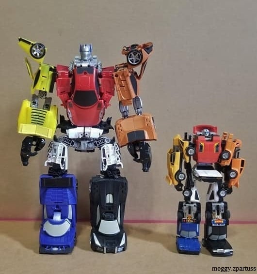 MoggyZpartuss's tweet photo. Throwback Thursday, Puzzler: GoBots #puzzler #renegades #gobots #machinerobo #customtoys #toycustoms #toycustomizer https://t.co/1SYVtrQhBc