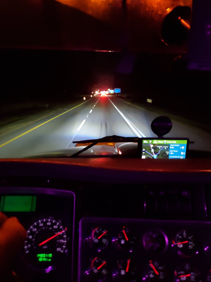 Middle Lane Marco tweet media