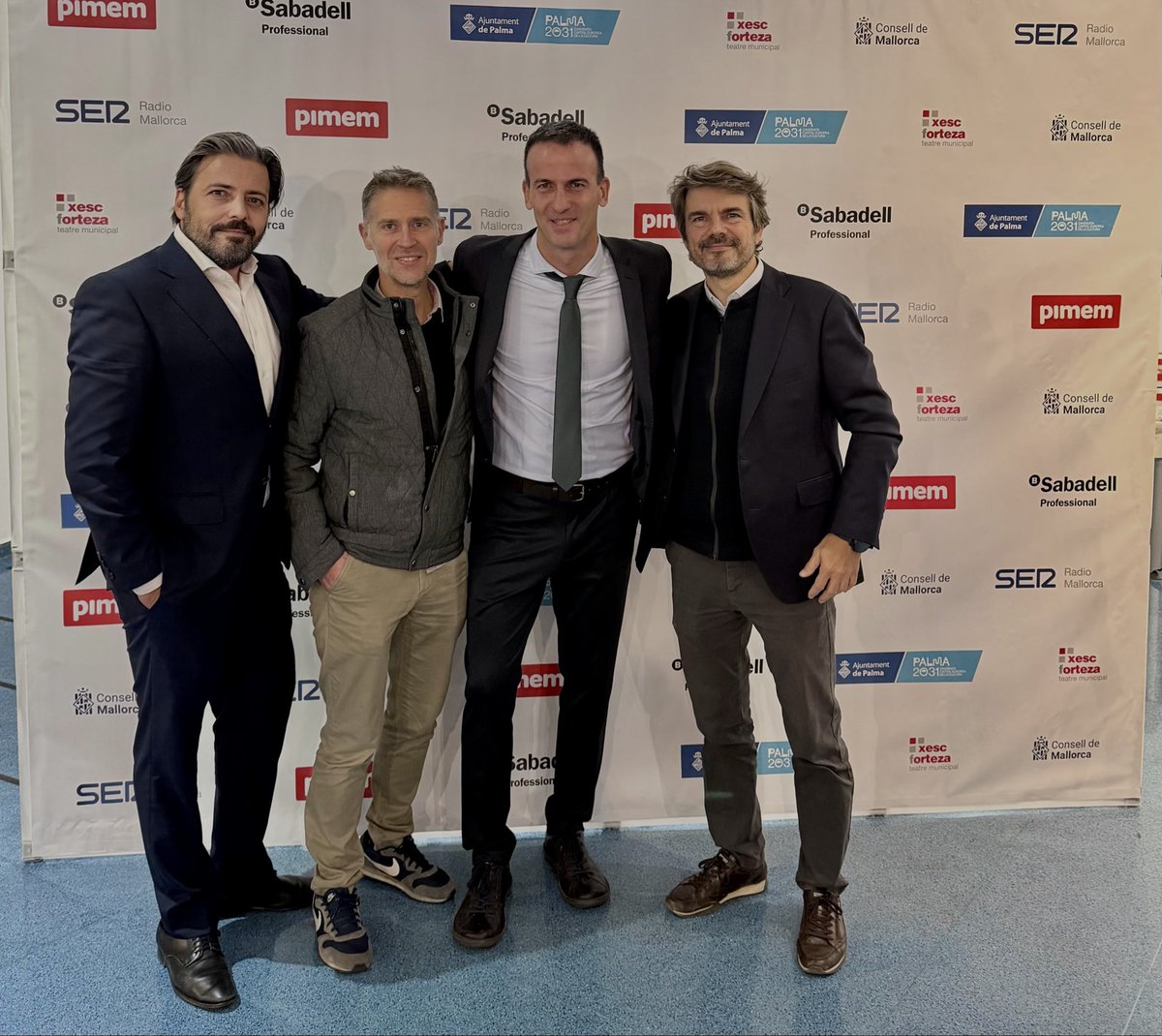 Hoy hemos acompañado al presidente de <a href="/pimemdigital/">Pimem</a> ,  (Jordi Mora), en los #PremiosPIMEM2025, celebrados en el Teatre Xesc Forteza de Palma, en un acto que ha contado con la presencia de diversas personalidades. Acompañarlo es siempre un placer y un privilegio