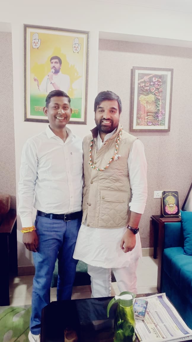 युवा कांग्रेस प्रदेश अध्यक्ष विधायक जी बड़े भाई साहब का आशीर्वाद लिया 🙏🙏 
<a href="/AbhimanyuP00NIA/">Abhimanyu Poonia</a> <a href="/AakashGodaras/">Aakash Godara</a> <a href="/KartarGurjarIYC/">Kartar Singh Gurjar 🇮🇳</a> <a href="/ArbabKhanIYC/">Arbab Khan IYC</a> 
<a href="/GurjarConnect/">𝐆𝐮𝐫𝐣𝐚𝐫 𝐂𝐨𝐧𝐧𝐞𝐜𝐭 🌐​</a> 
<a href="/Rajasthan_PYC/">Rajasthan Youth Congress</a>