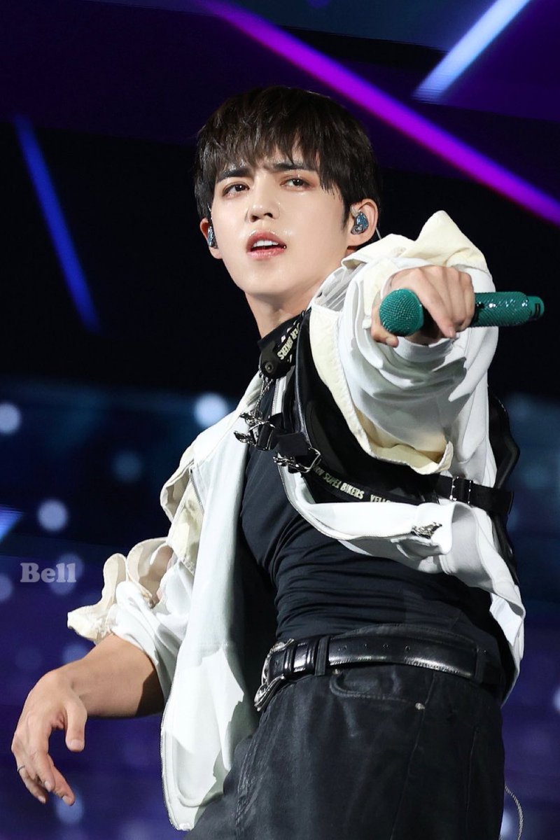 로체 🎶 𝙃𝙔𝙋𝙀 𝙑𝙄𝘽𝙀𝙎 tweet media