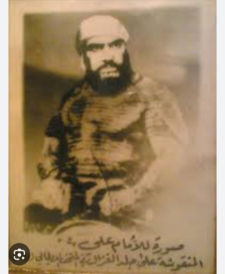 5 vakit namaz kılan, 30 gün Ramazan orucu tutan, savunduğu şeriat sistemini kılıç zoruyla yayan Ali, Alevî değildi. Onun Alevi yaşam tarzına uygun tek bir özelliğini gösteremezsiniz. O İslam'ın değeridir.