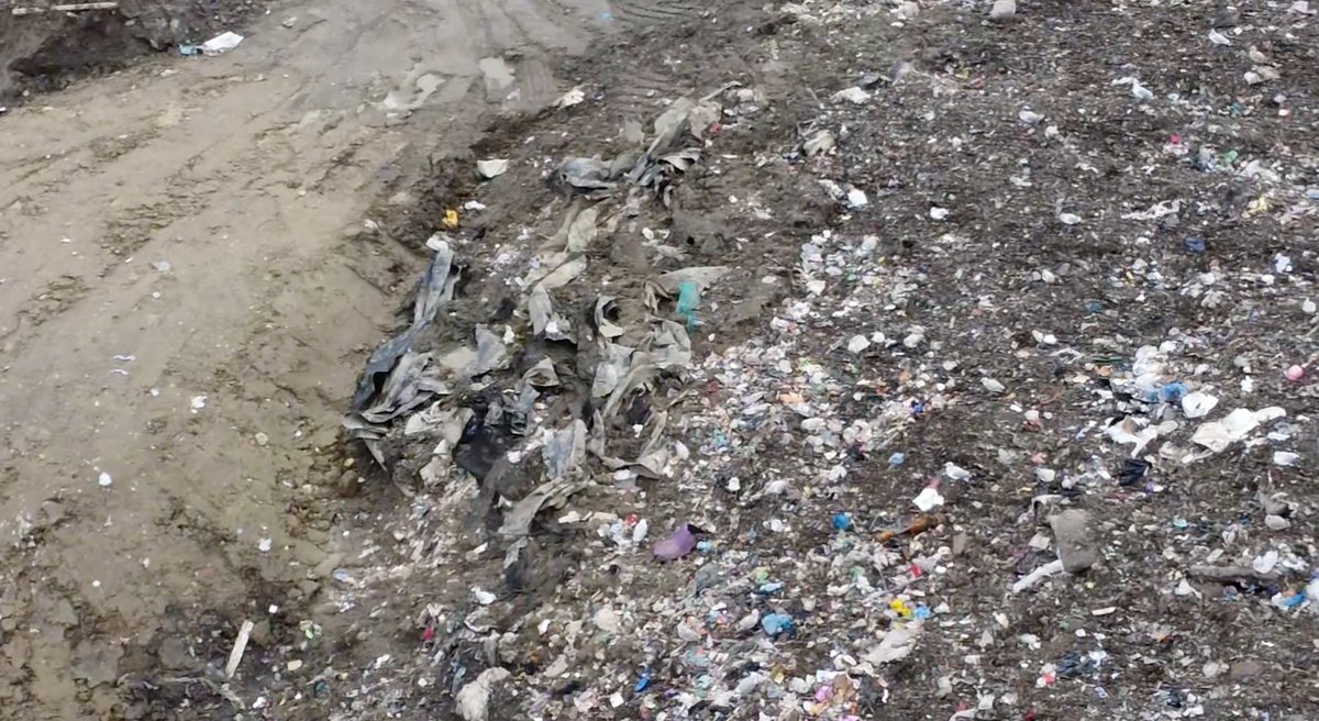 TippedOverTheEdge tweet media