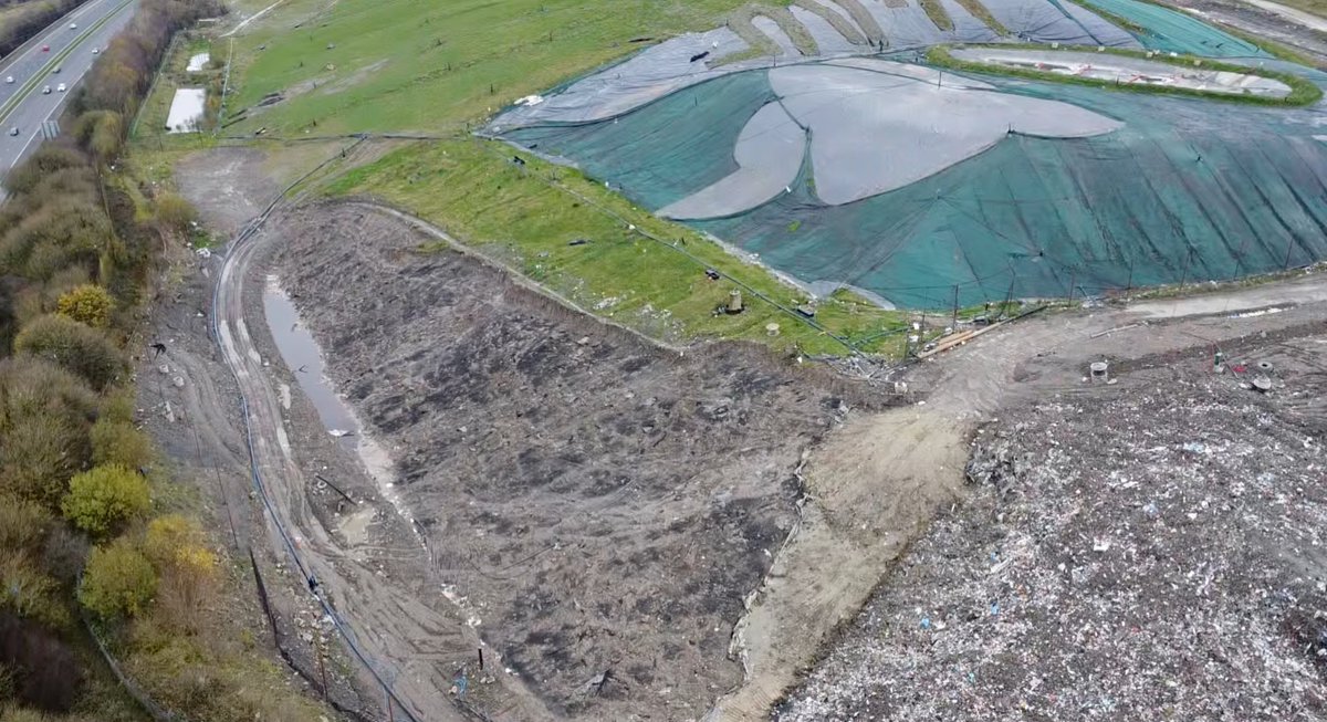 TippedOverTheEdge tweet media