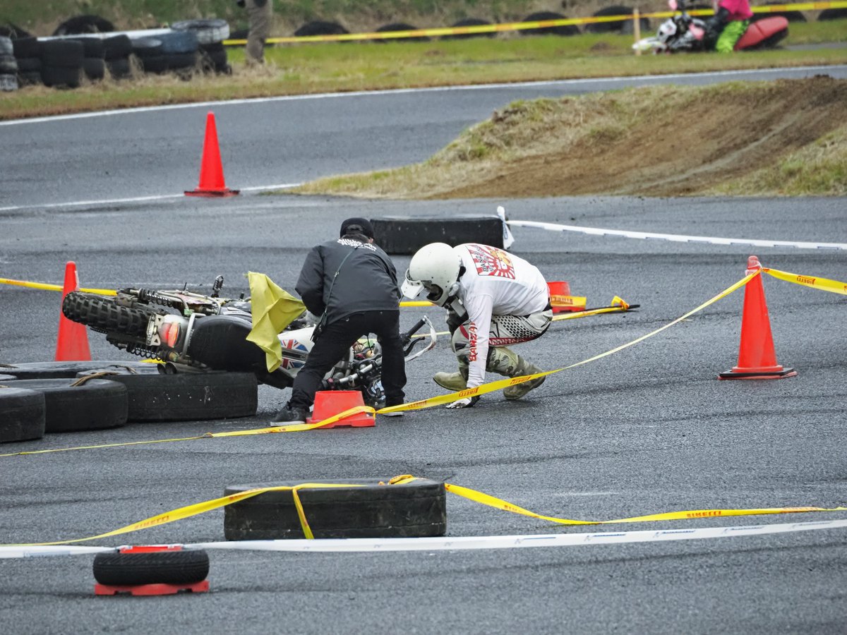 圧倒的素人なので失敗もします( ᐛ ) ただし負傷はしません٩( ᐖ )۶