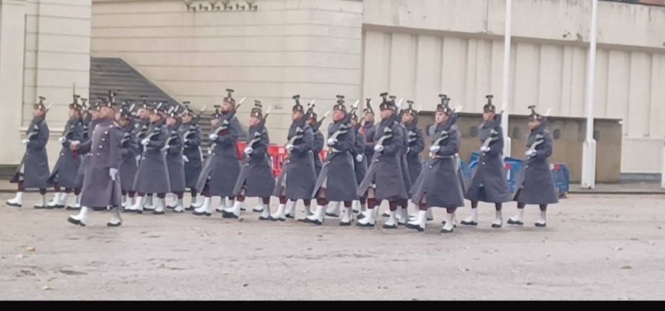 Does anyone know which regiment this is please ? <a href="/BritishArmy/">British Army 🇬🇧</a> 
Is it the Royal Engineers ??
