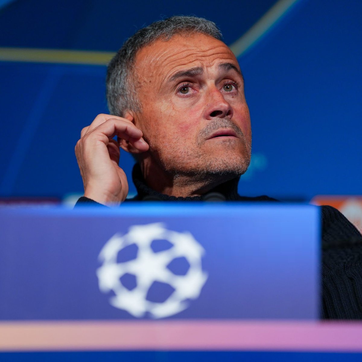 VibesFoot's tweet image. 🔴 Luis Enrique a de nouveau défendu Lucas Chevalier après le match face à Tottenham. 🤝

« 𝗟𝗲 𝟭𝗲𝗿 𝗯𝘂𝘁, 𝗰̧𝗮 𝗮 𝗲́𝘁𝗲́ 𝘂𝗻𝗲 𝗮𝗰𝘁𝗶𝗼𝗻 𝗶𝗻𝗰𝗿𝗼𝘆𝗮𝗯𝗹𝗲. 𝗢𝗻 𝗮 𝗺𝗮𝗹 𝗱𝗲́𝗳𝗲𝗻𝗱𝘂 𝗽𝗮𝗿𝗰𝗲 𝗾𝘂𝗲 𝗦𝗽𝗲𝗻𝗰𝗲 𝗮 𝗲́𝘁𝗲́ 𝘀𝗲𝘂𝗹. 

On a défendu sur les…