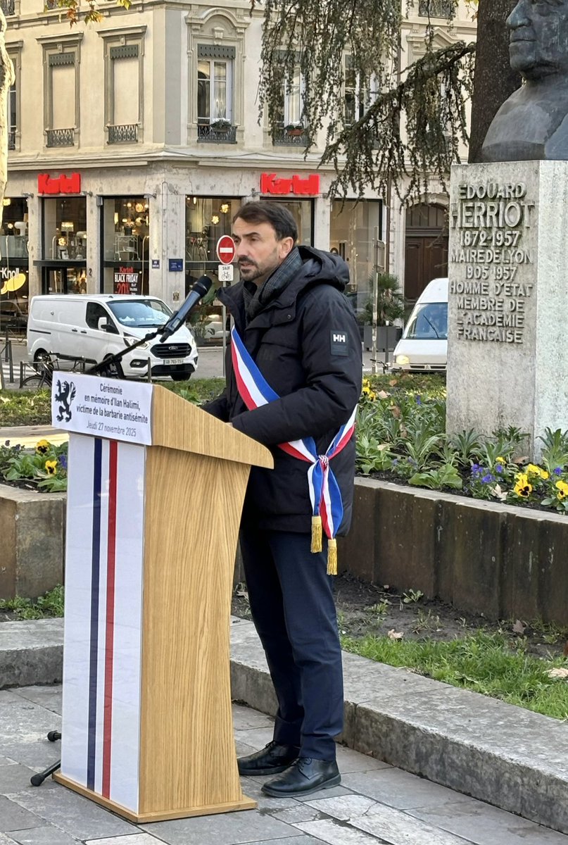 Lyon 1ère tweet media