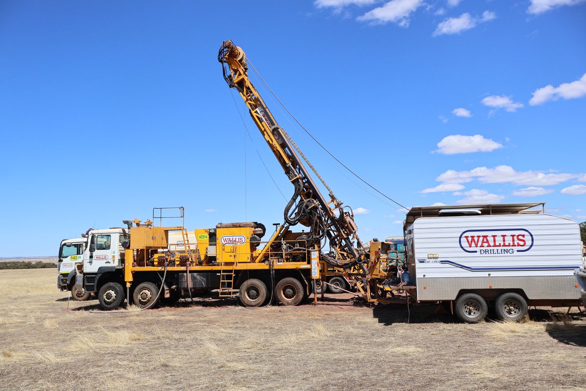 Empiremetalsltd's tweet image. Diamond drilling is now underway at Pitfield’s Thomas Prospect, delivering critical data ahead of pilot-scale testwork in early 2026.

Proud to be working with #WallisDrilling as we advance one of the world’s largest high-grade titanium resources.

📸👇
