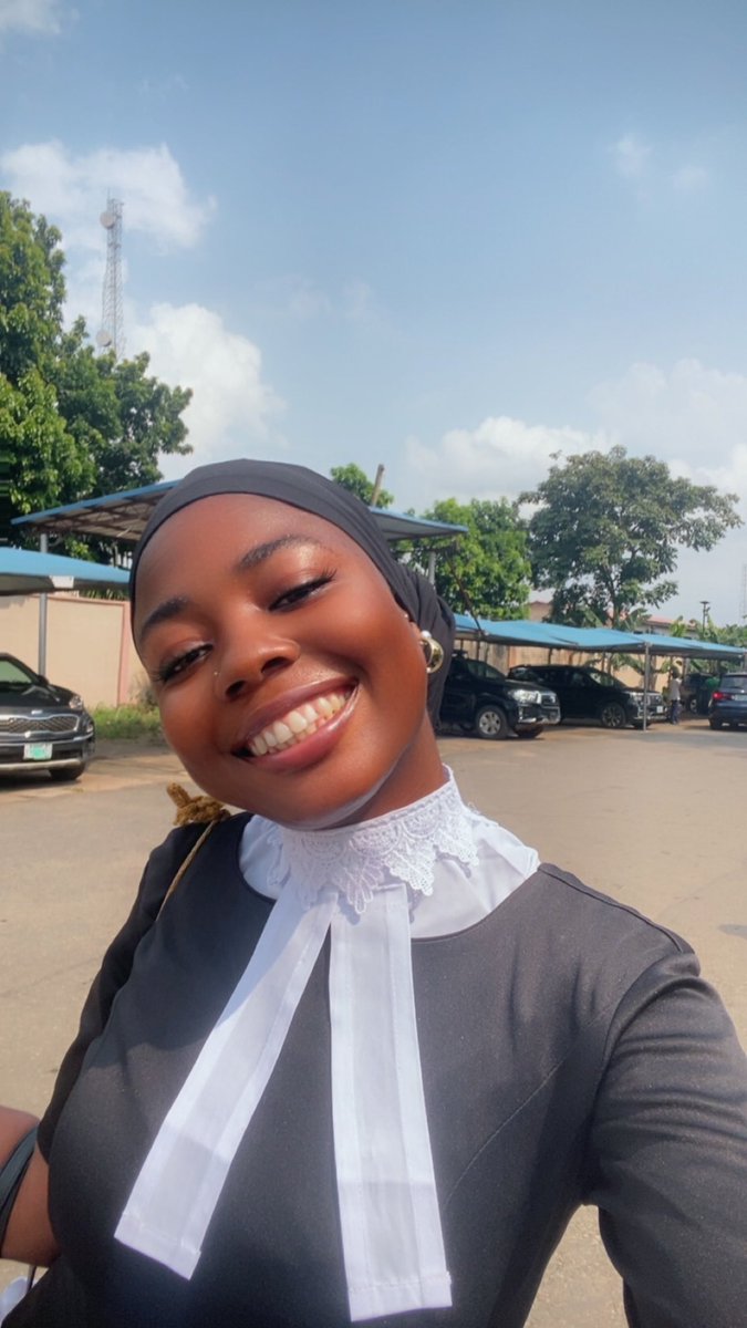 First Frame: Will the court grant this application like this
Second Frame: Application granted🤗
Btw, one male lawyer gave me a copy of his address, I was copying the authorities in my note before he decided to forego it. Male lawyers can sometimes be good people.