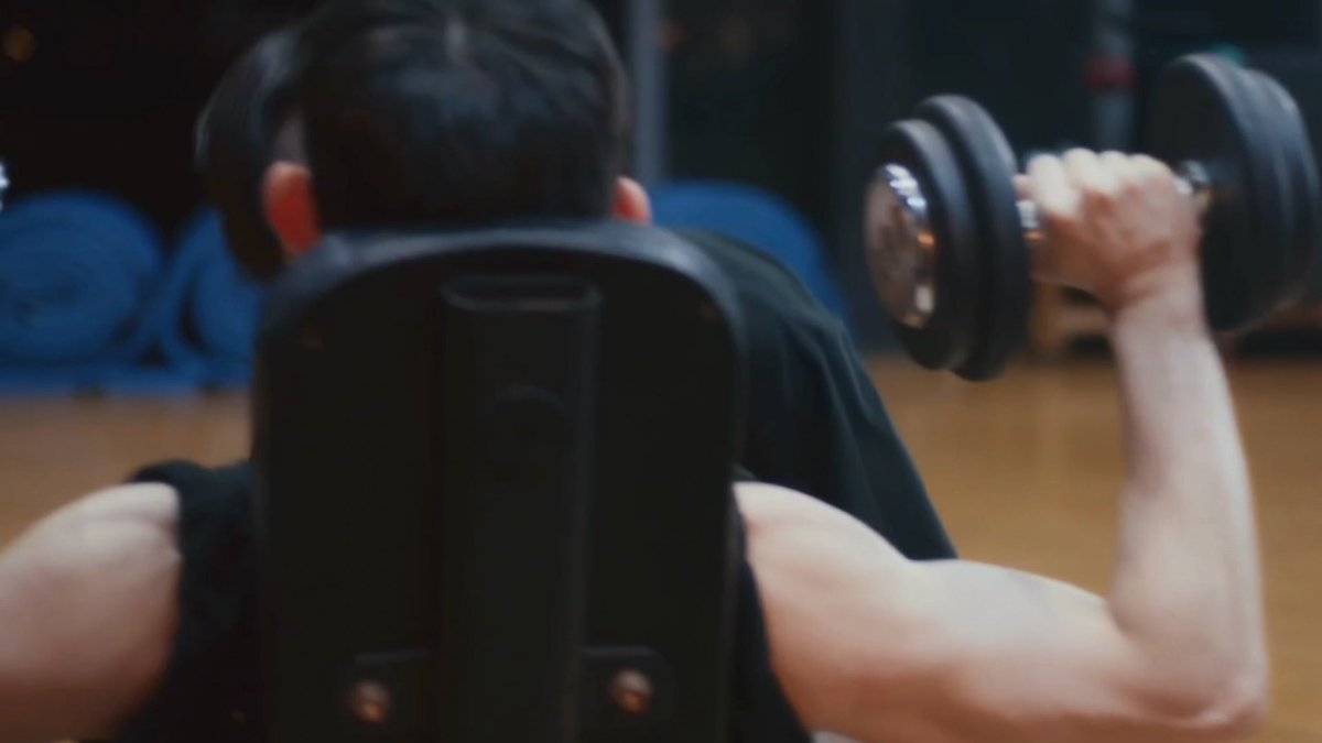 이정도 근육 데피니션이면
나같아도 매일 운동하러 가고 싶을 것 같긴해

#이태형