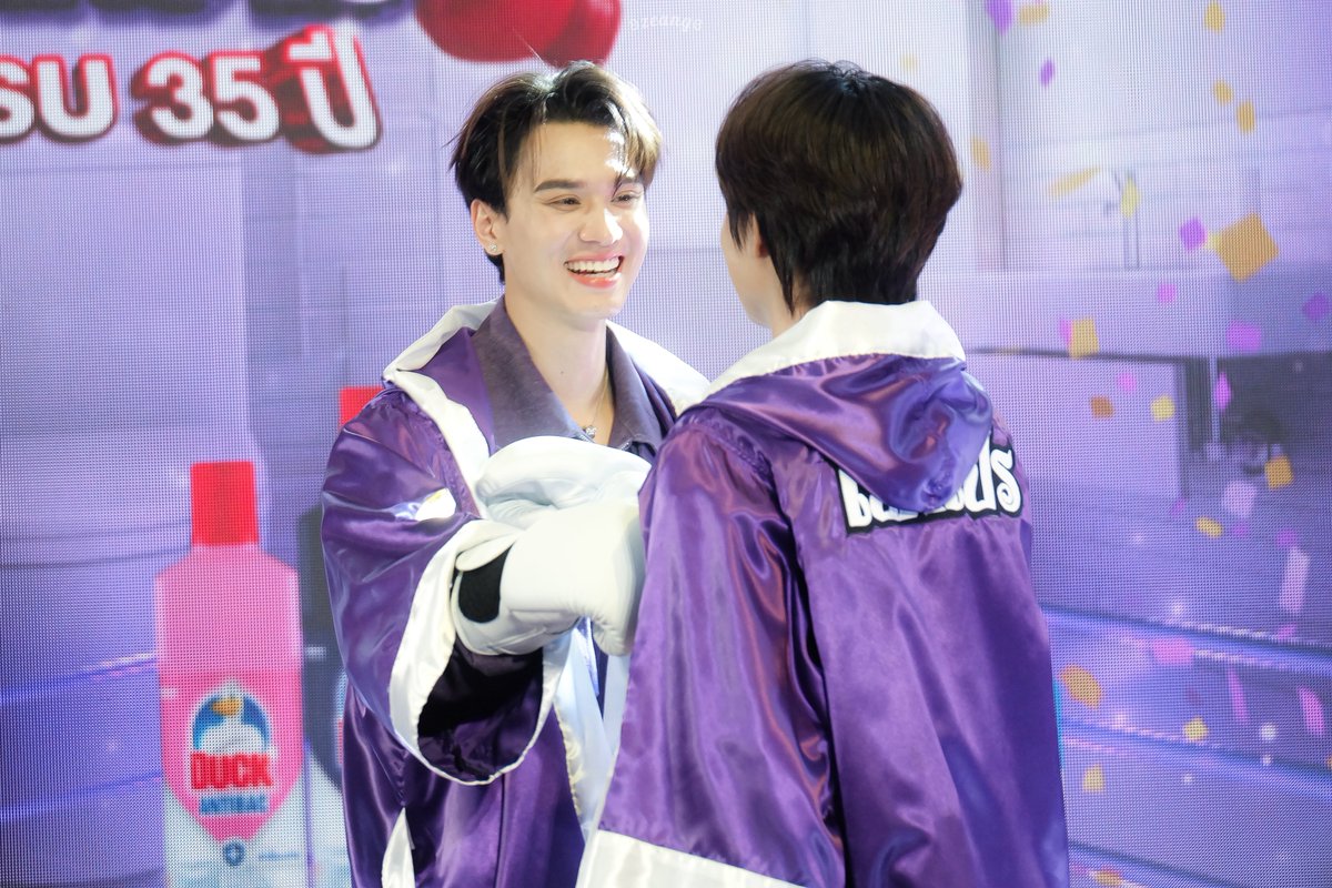 zeang_z's tweet image. — 27112025 ⟡

คนที่โดนต่อยแล้วแฮปปี้ที่สุดนี่เจอแล้ว

#kengnamping #เก่งน้ำปิง