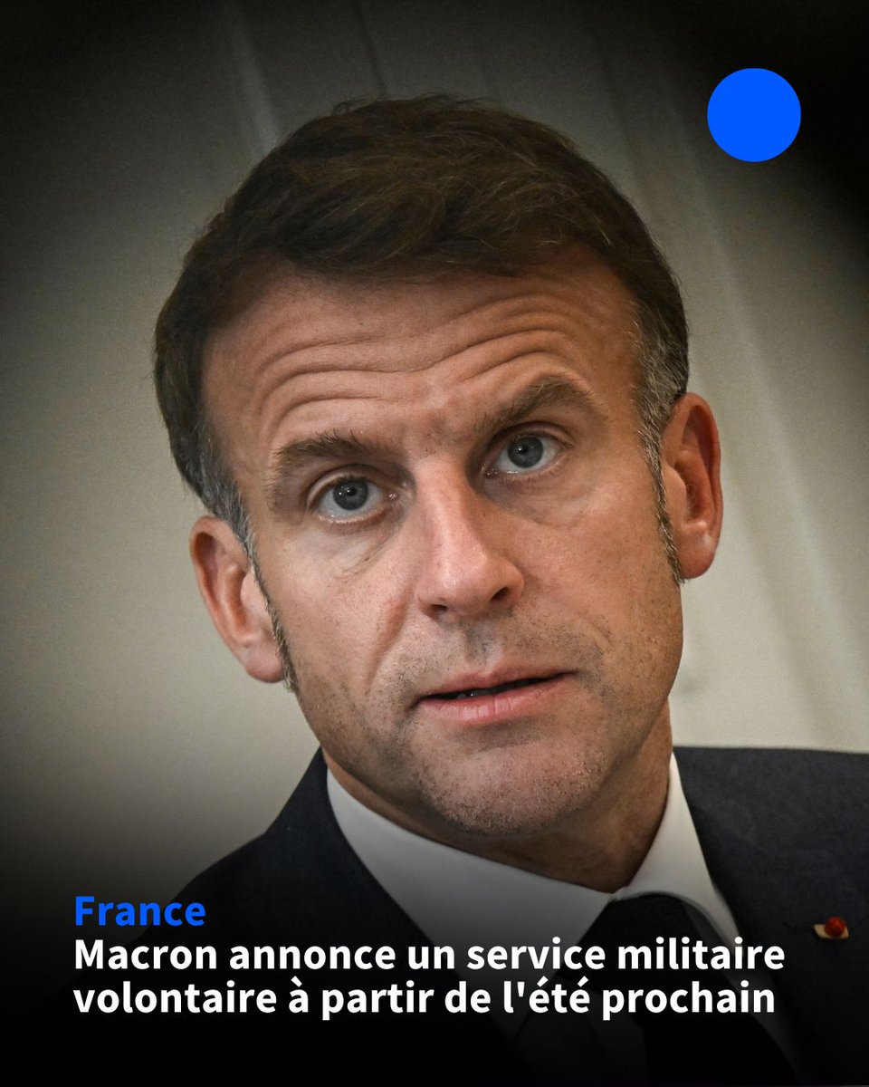 afpfr's tweet image. 🇫🇷 Le président Emmanuel Macron a annoncé jeudi l&apos;instauration d&apos;un &quot;service national&quot; volontaire et &quot;purement militaire&quot; de dix mois, qui se déroulera &quot;exclusivement sur le territoire national&quot; ⬇️