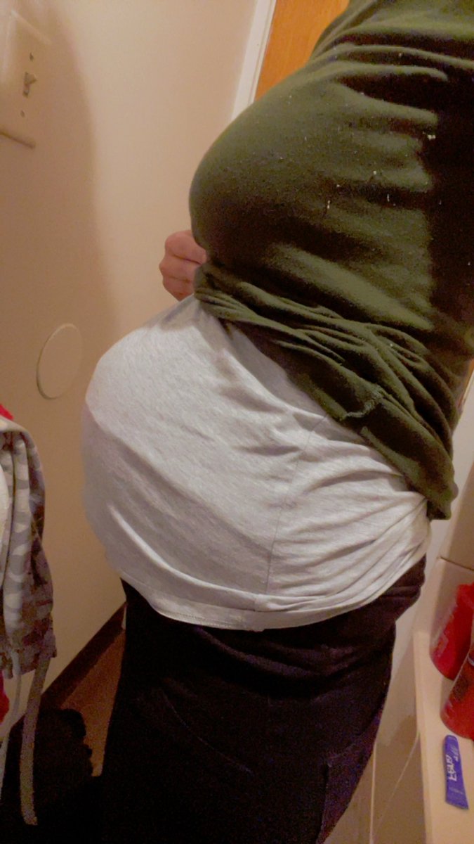 Happy thanksgiving 🦃  me and babygirl are ready for all the foods!! (Hopefully she agrees to it bc shes stubborn already) 😂