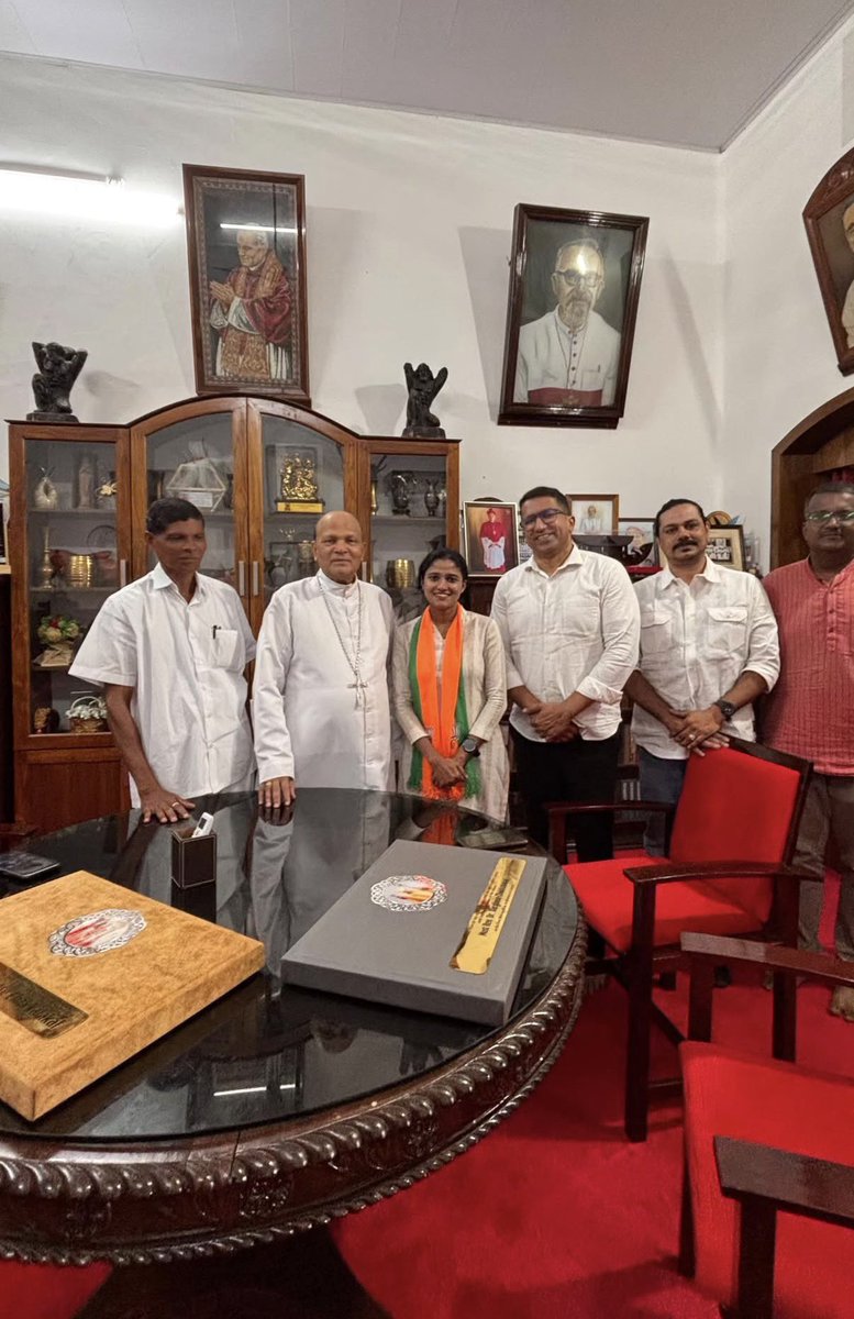 CASA_Achaayan's tweet image. Best wishes and prayers for Dr Annie Stephy participating in Kozhikod Muncipal elections