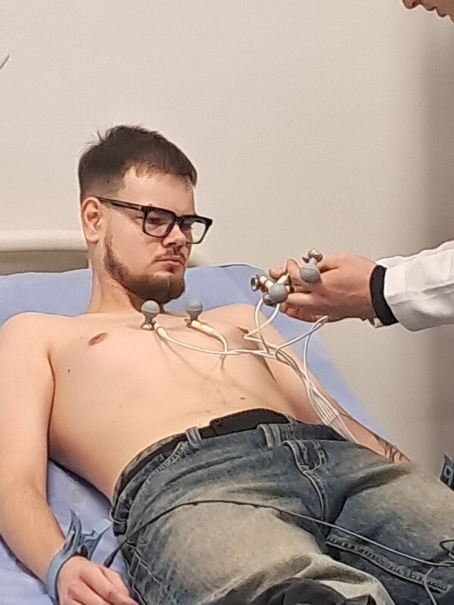 vellx77's tweet image. Хтивки після 20 років