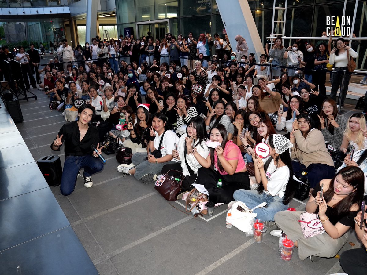 beoncloud_th's tweet image. ขอบคุณกำลังใจจากแฟน ๆ ที่ส่งให้ ไบเบิ้ล ที่งาน Levi’s® Blue Tab™ Community Event - A NEW SHAPE OF BLUE ในวันนี้มาก ๆ นะคะ 🙏🏼

#LevisBlueTabxBible
#LevisBlueTab #LevisTH