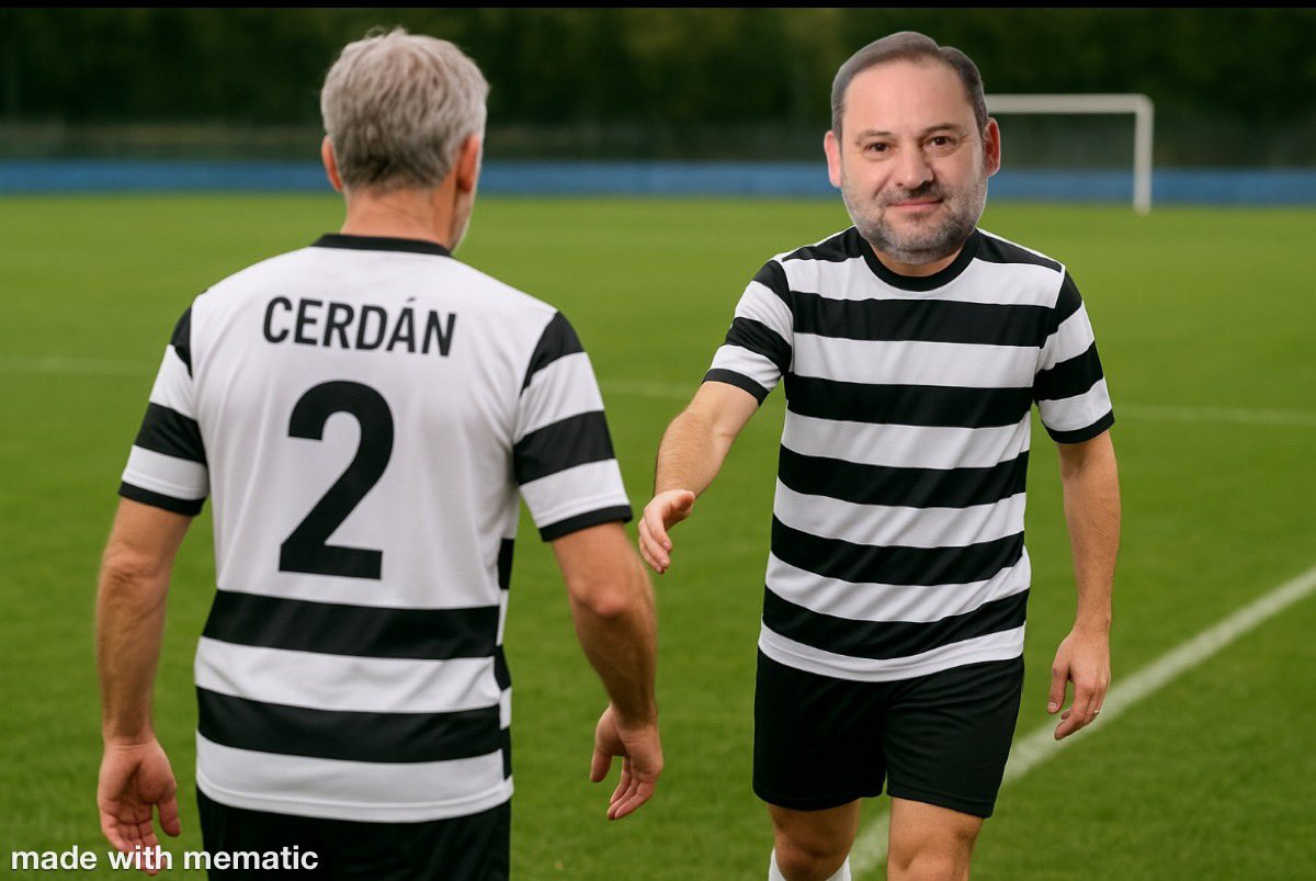 Hay cambio en el Newcarcel!
Con el 2 sale Cerdán y entra Ábalos.